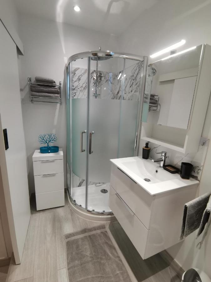 Coquet 2 Pieces Entierement Renove Et Climatise Cannes Exterior foto