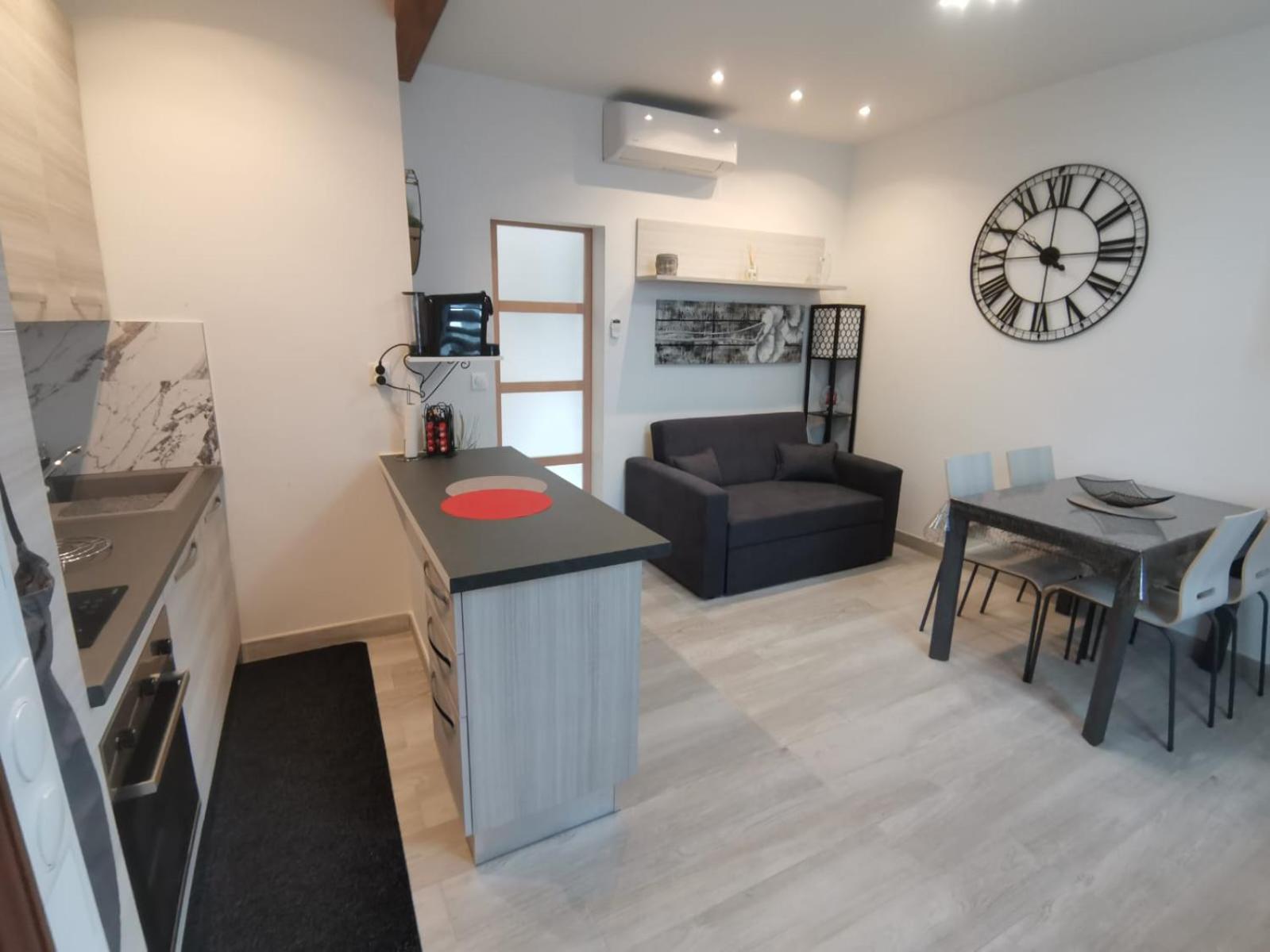 Coquet 2 Pieces Entierement Renove Et Climatise Cannes Exterior foto